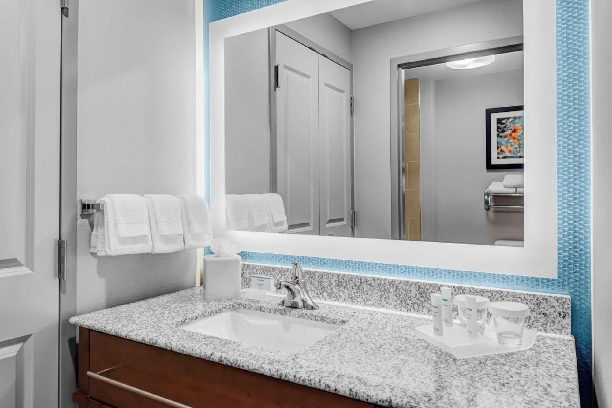 Homewood Suites By Hilton Wauwatosa Milwaukee Esterno foto